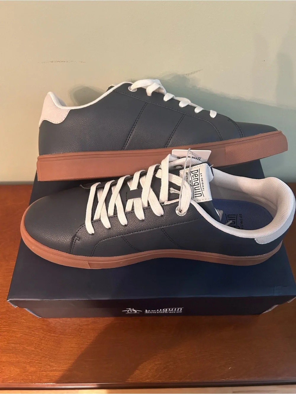 NWT Original Penguin Garret Sneaker - Navy Leather